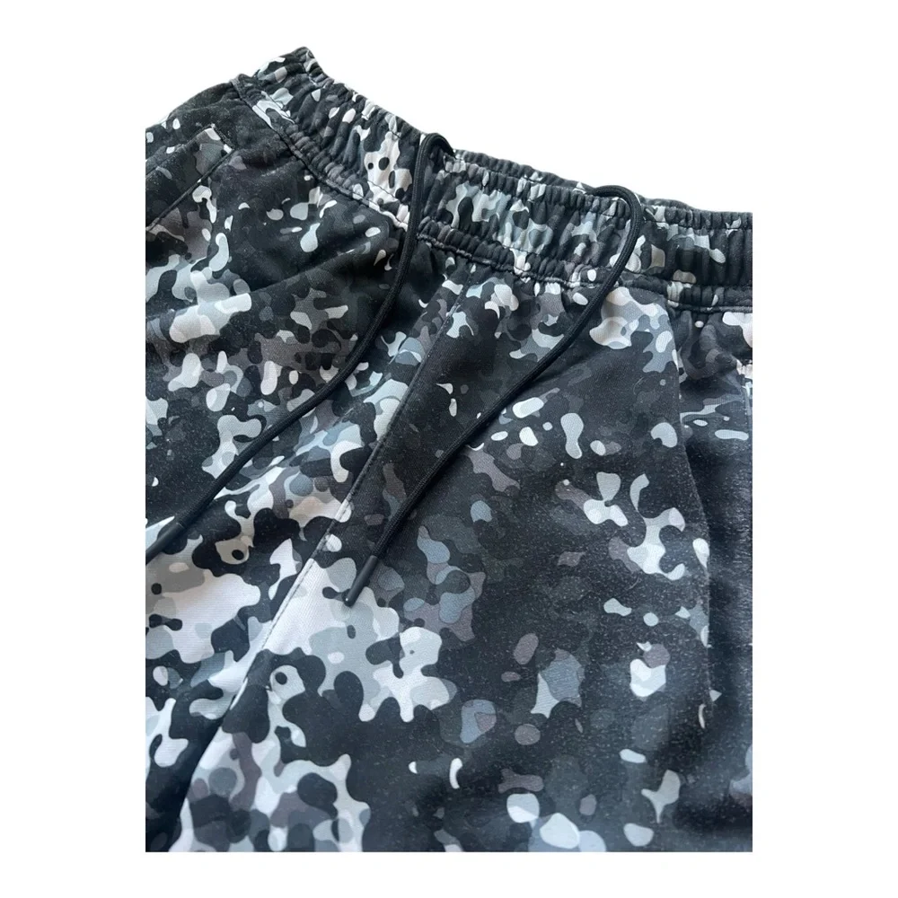 Nike Men's Sportswear Camo Pants Loose Fit AR3200 010 Gray White Black Size S